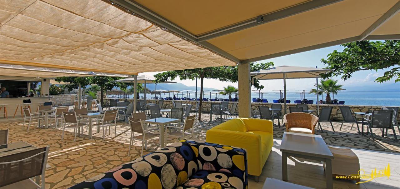 Oasis By The Sea Aparthotel Chiliadou  Eksteriør bilde