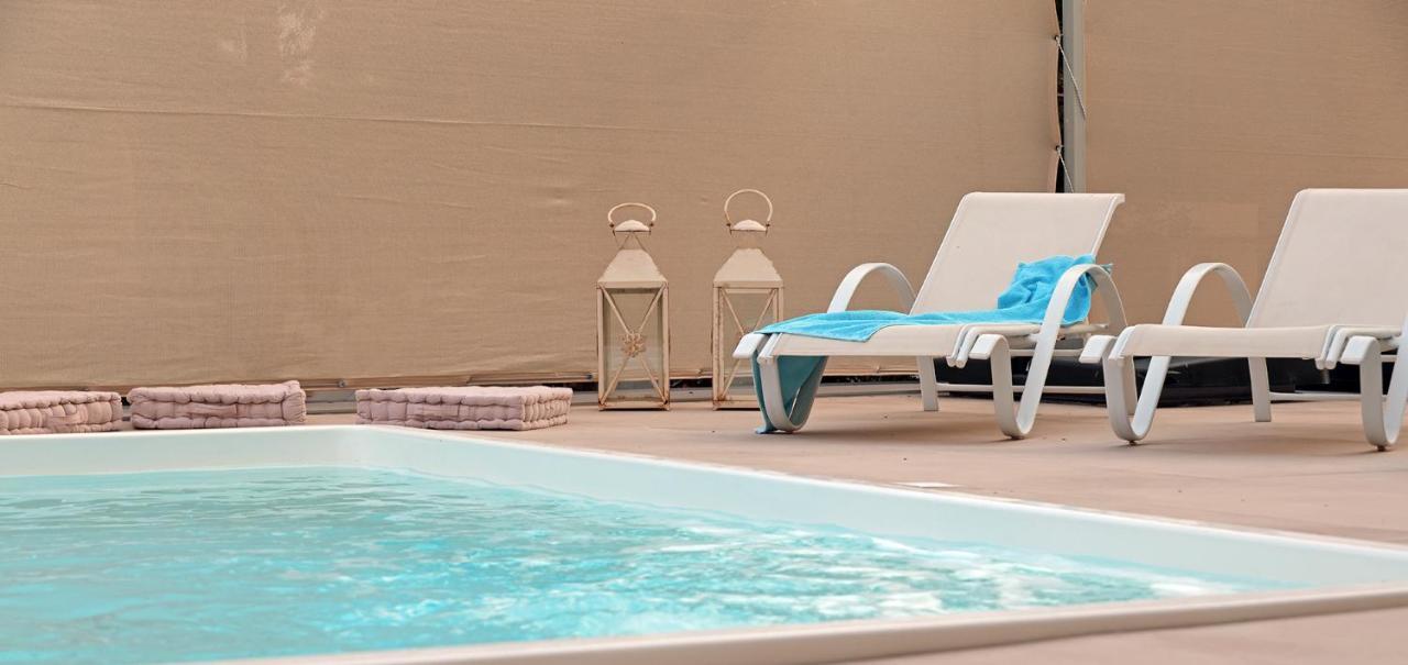 Oasis By The Sea Aparthotel Chiliadou  Eksteriør bilde